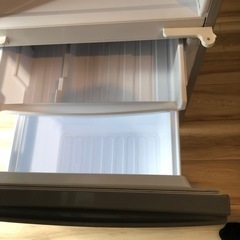 【浦安市】東芝137L 一人暮らし用冷蔵庫 譲ります！の画像