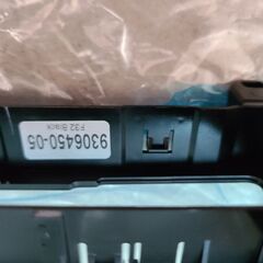 BMW M4 F82 純正センターパネルカバー