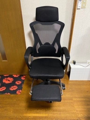 7日に開封組立済、新品同様オフィスチェア