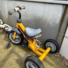 ハマー　三輪車