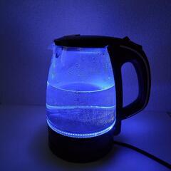 〈お譲り先決まりました〉 電気ケトル  1.2L  LEDライト付きの画像