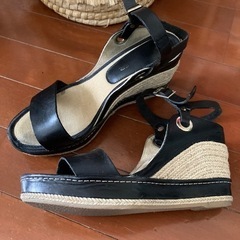 カスタニエール　レザーサンダル　24センチくらい