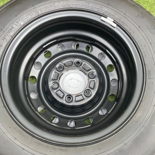 新車外し　ハイエース　純正　タイヤホイール　ダンロップ　4つセット