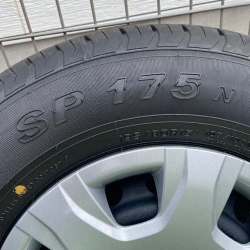 新車外し　ハイエース　純正　タイヤホイール　ダンロップ　4つセット