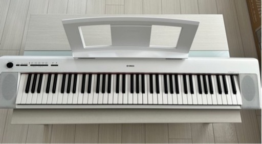 【美品】YAMAHA 電子ピアノ （ペダル付）