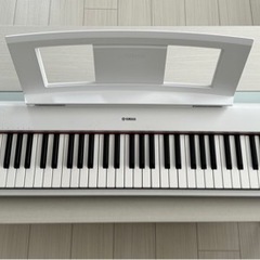 【美品】YAMAHA 電子ピアノ （ペダル付）