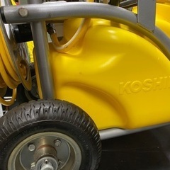 🌷【農機具】工進100V 噴霧器5Φｘ20ｍ 25Lタンクキャリセット【農機具･耕運機の高価買取アールワン田川】の画像