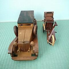 値下げいたしました！木製　車の置物・ベトナムの置物シクロの画像