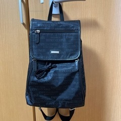 エンリココベリ小さめ黒リュックサック差し上げます