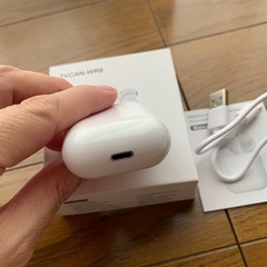 イヤホン　iPhone使用可能の画像