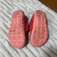 ΝBメッシュスニーカー16センチの画像