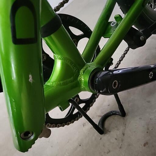 ダホン (^_^) DAHON DASH P8 折り畳みですがしっかり走れます！シマノ7