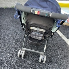 ベビーカー　combiの画像