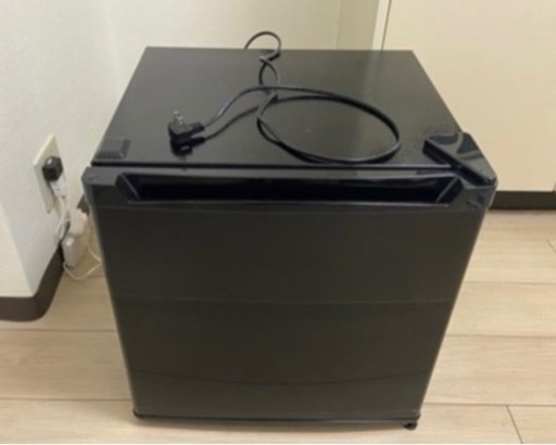 小型ワンドア冷蔵庫46L