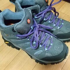  レディースMERRELLトレッキングシューズ  (試し履きOK)