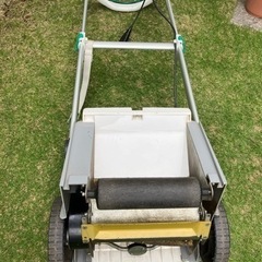 電動芝刈り機の画像