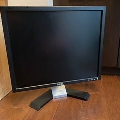 パソコン　モニター