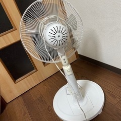 扇風機　リモコン付きの画像