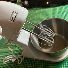 新品、未使用　電動ハンドミキサーの画像