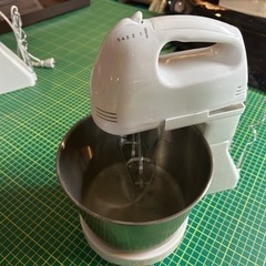 新品、未使用　電動ハンドミキサー