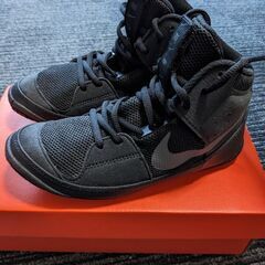値下げ　Nike　レスリングシューズ　22.5センチ　黒　新品未使用