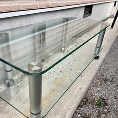 テレビ台　強化ガラス