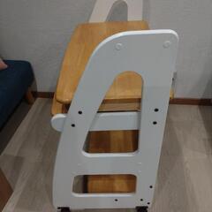 【終了】PCデスク（椅子付き）の画像