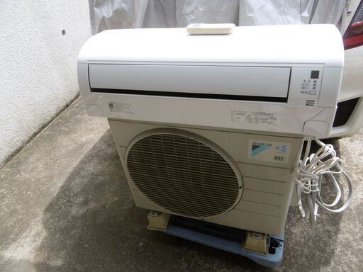 ダイキン DAIKIN　エアコン　AN22RES-W [光速ストリーマ搭載エアコン（6畳・100V対応）中古品