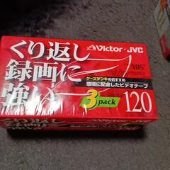 ビデオカセットテープ３本組！