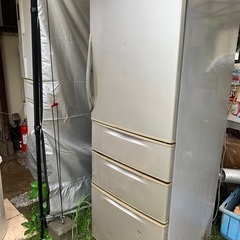 冷蔵庫　8月末までの出品