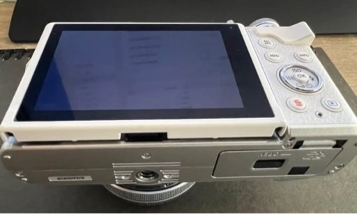 【美品】OLYMPUS PEN E-P7 レンズキッ