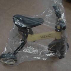 三輪車　イエローの画像