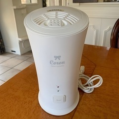 加湿器、差し上げます。