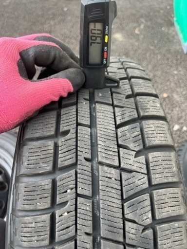 185/60R15 スタッドレス(国産) バリ山　ヨコハマ