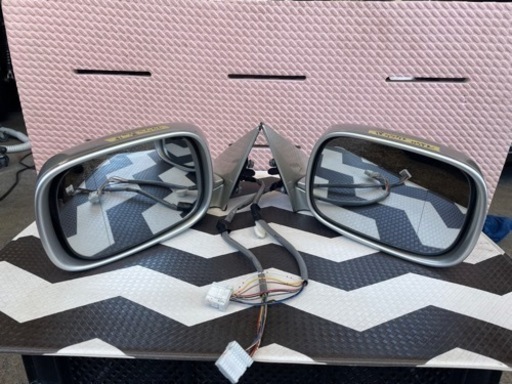 TOYOTA クラウン　180系　ロイヤルサルーン