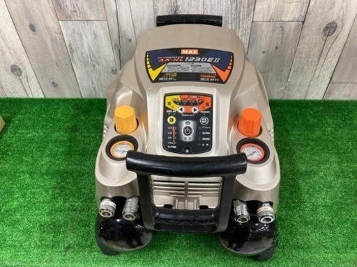 中古品◆MAX エアコンプレッサー　AK-HL1230EⅡ◆発◆ITNEAGJK2OTC