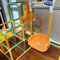アンパンマン★すべり台、ジャングルジム、ブランコ付(屋内)  中古品