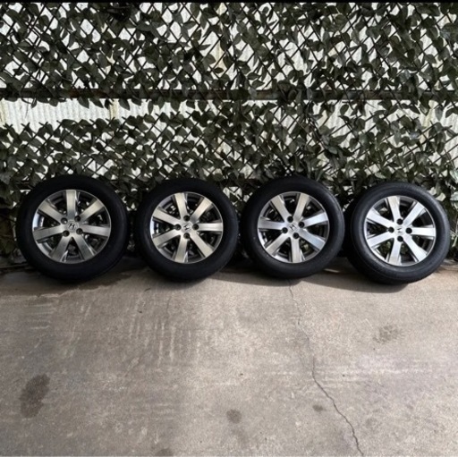 成約済み　ホンダ　フリード　純正ホイール　185/65R15