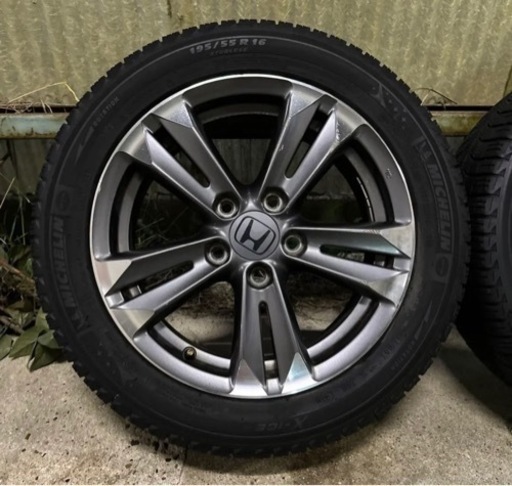 成約済み　ホンダ　CR-Z 純正ホイール　195/55R16