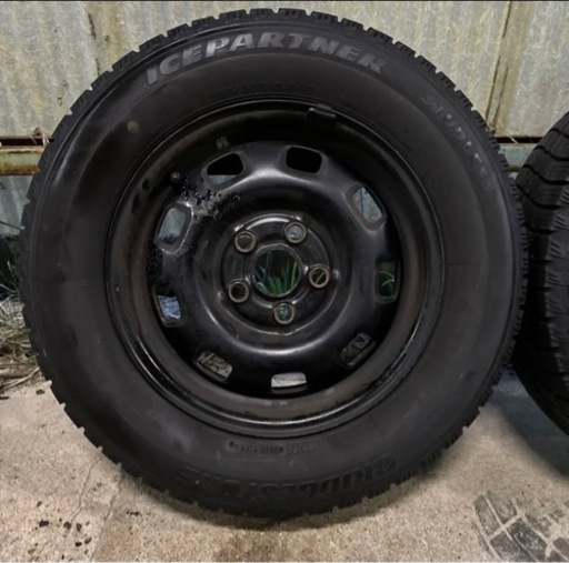 成約済み　フォルクスワーゲン　ヴァナゴン　205/65R15