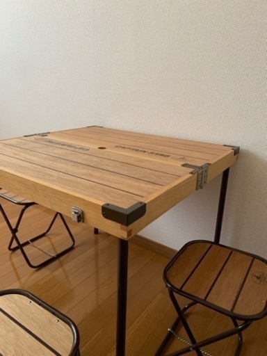 木製キャンプ用　キャプテンスタッグ　折りたたみテーブル