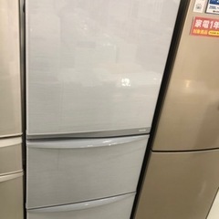 取りに来れる方限定！ＴＯＳＨＩＢＡの３ドア冷蔵庫です！！