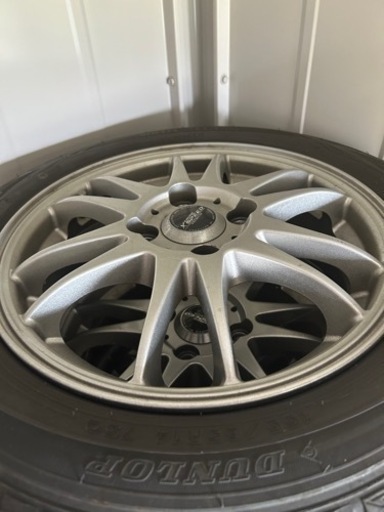 ホイールとスタッドレスタイヤ4本セット