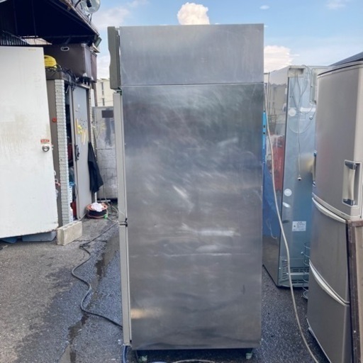 【中古品】4ドア　ホシザキ業務用冷凍冷蔵庫 HRF-90XF3形　2008年製