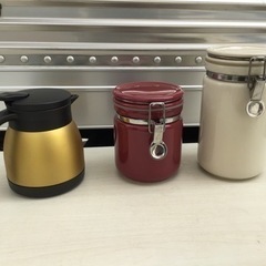 中古　調理器具　保存容器×2   ポット（小）