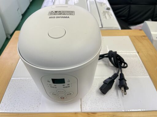 【アイリスオーヤマ】マイコン炊飯ジャー 高年式 2022年 RC-MF15-W 1.5合 一人暮らし キッチン 生活家電 福島 郡山市 a