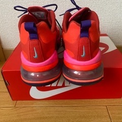 NIKE エアー270リアクト　28㎝の画像
