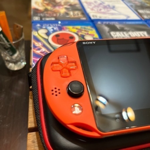 再投稿★☆値下げ★☆psvita とソフト１３個のセットです。