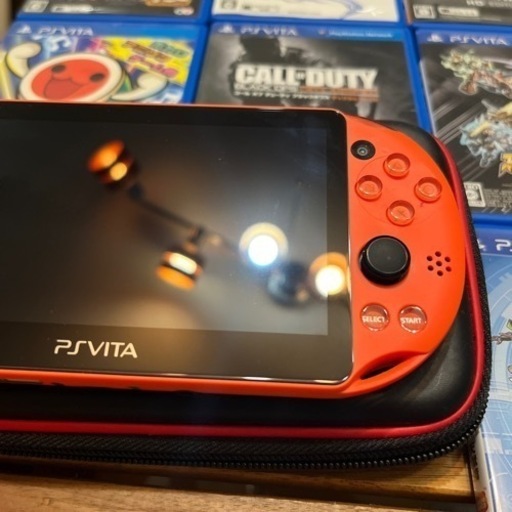 再投稿★☆値下げ★☆psvita とソフト１３個のセットです。