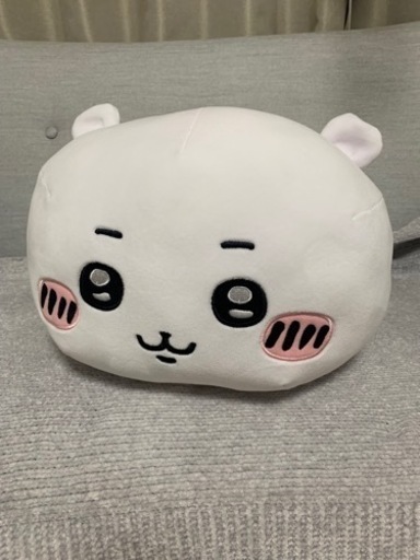 ちいかわ　ぬいぐるみ　寝そべり